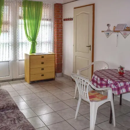Dom wakacyjny One Bedroom Holiday In Baltonlelle